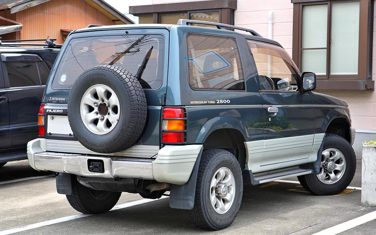 Mitsubishi Pajero 002