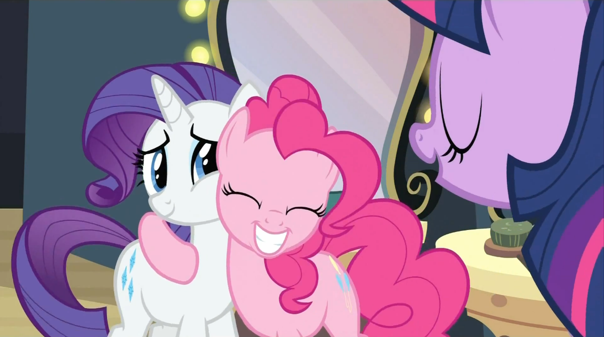 20140417211137Rarity and Pinkie Pie smil