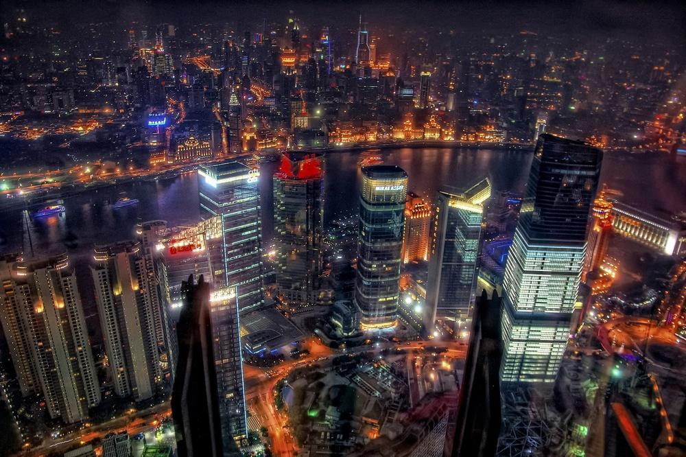 Shanghai-nachts-a22058591