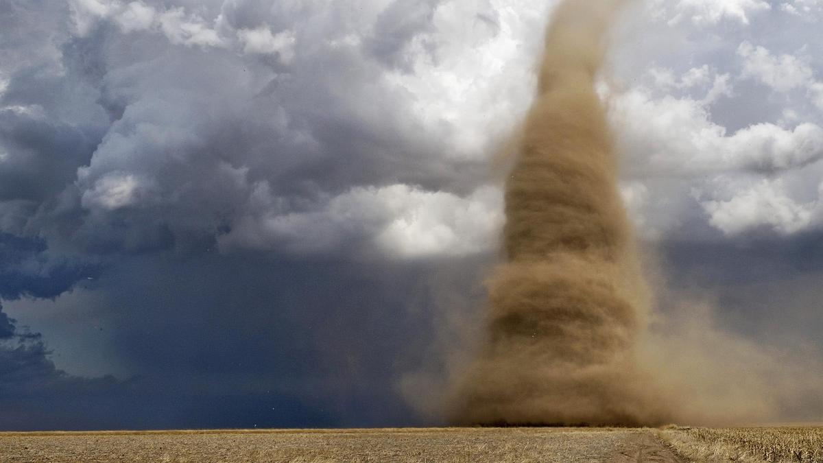 dust-tornado-awesome