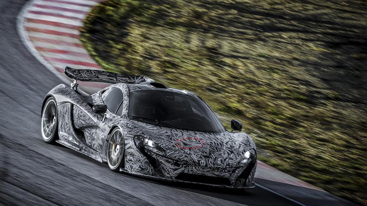 908a6a 2012 McLaren P1 camouflage 1 edit