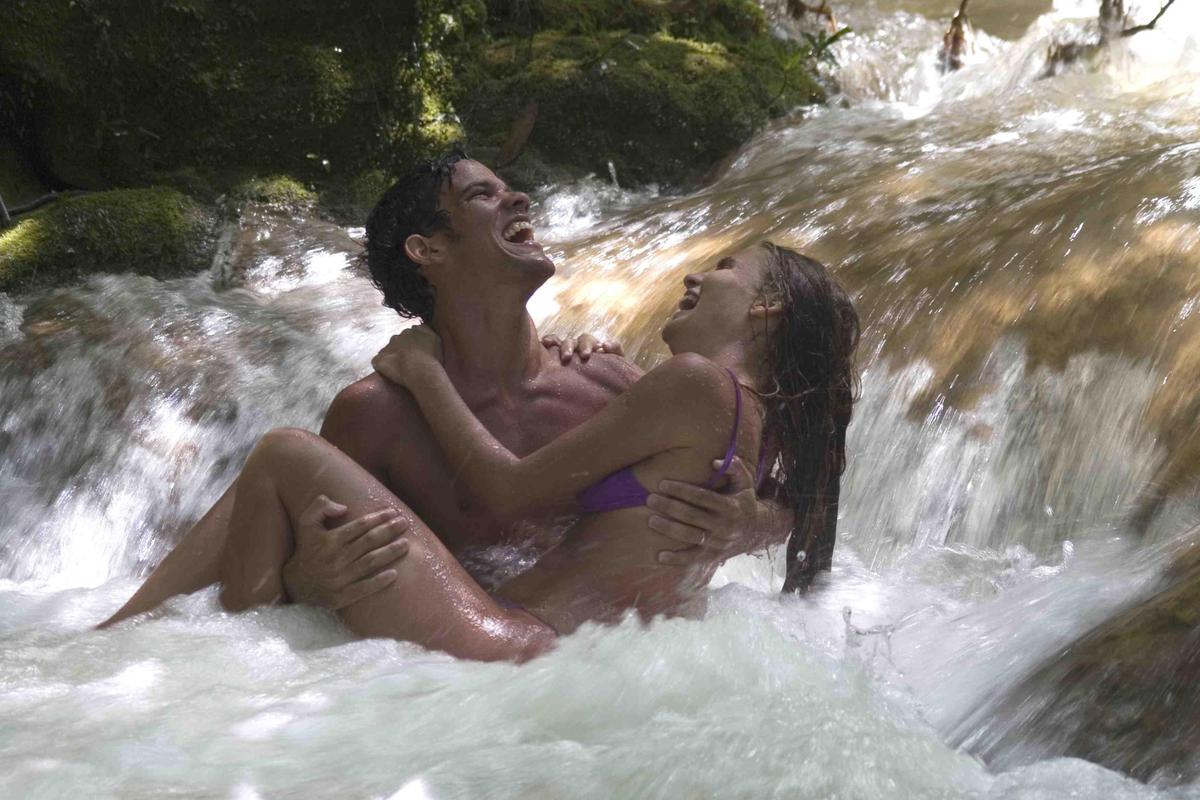 Viva Cuba - Paar im Wasserfall I