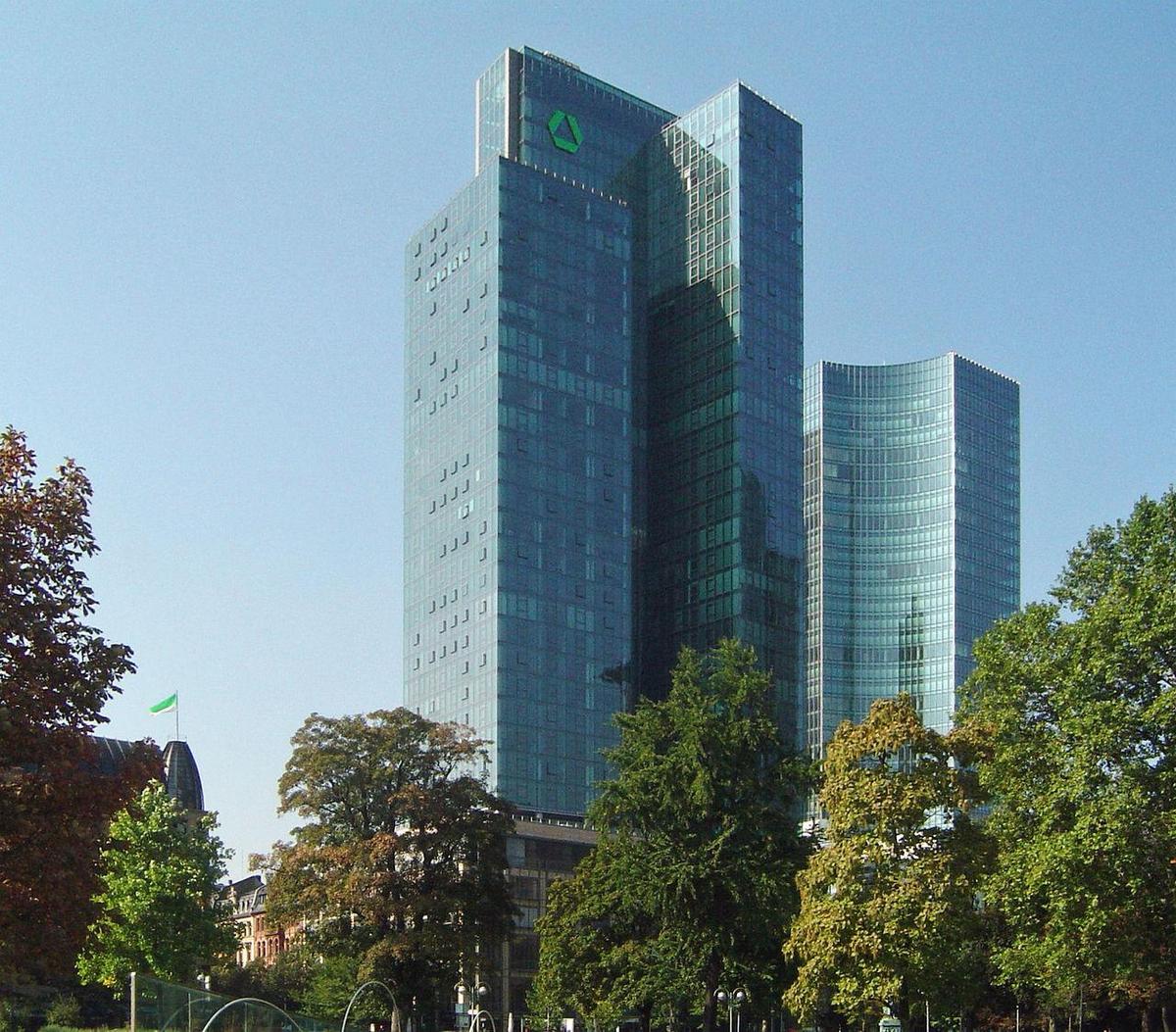 1280px-Dresdner-Bank-Frankfurt-b