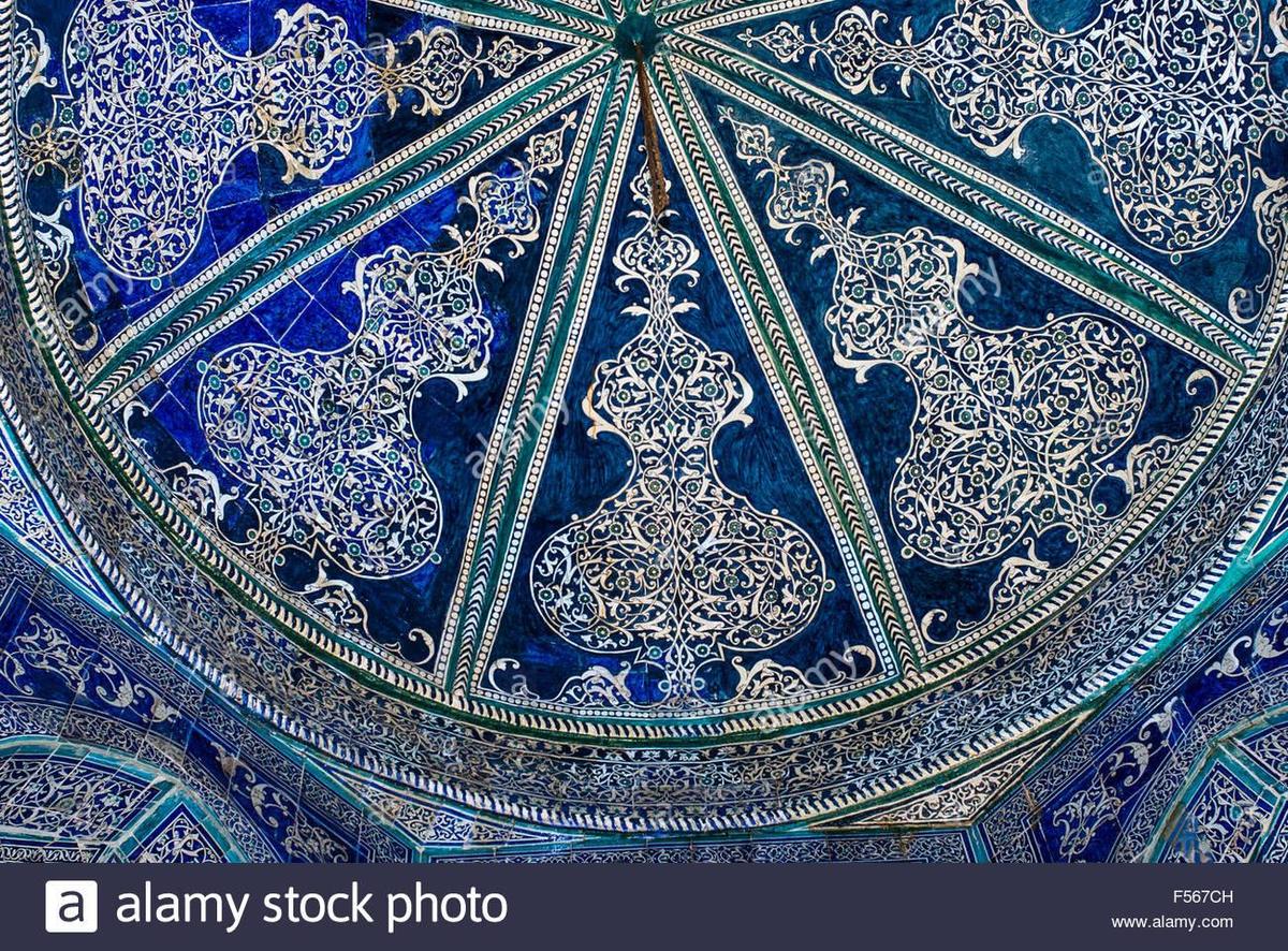 dome-of-the-mosque-oriental-ornaments-fr