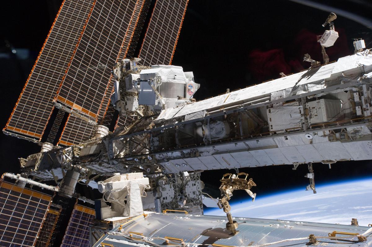 STS 134 the starboard truss of the ISS w