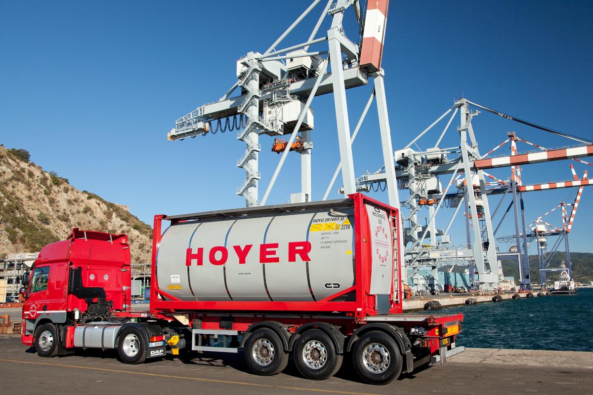 HOYER tank container at harbour
