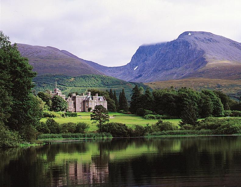 inverlochy-castle-scotland