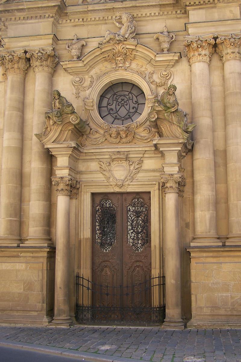 WC3BCrzburg - Portal SchC3B6nbornkapelle