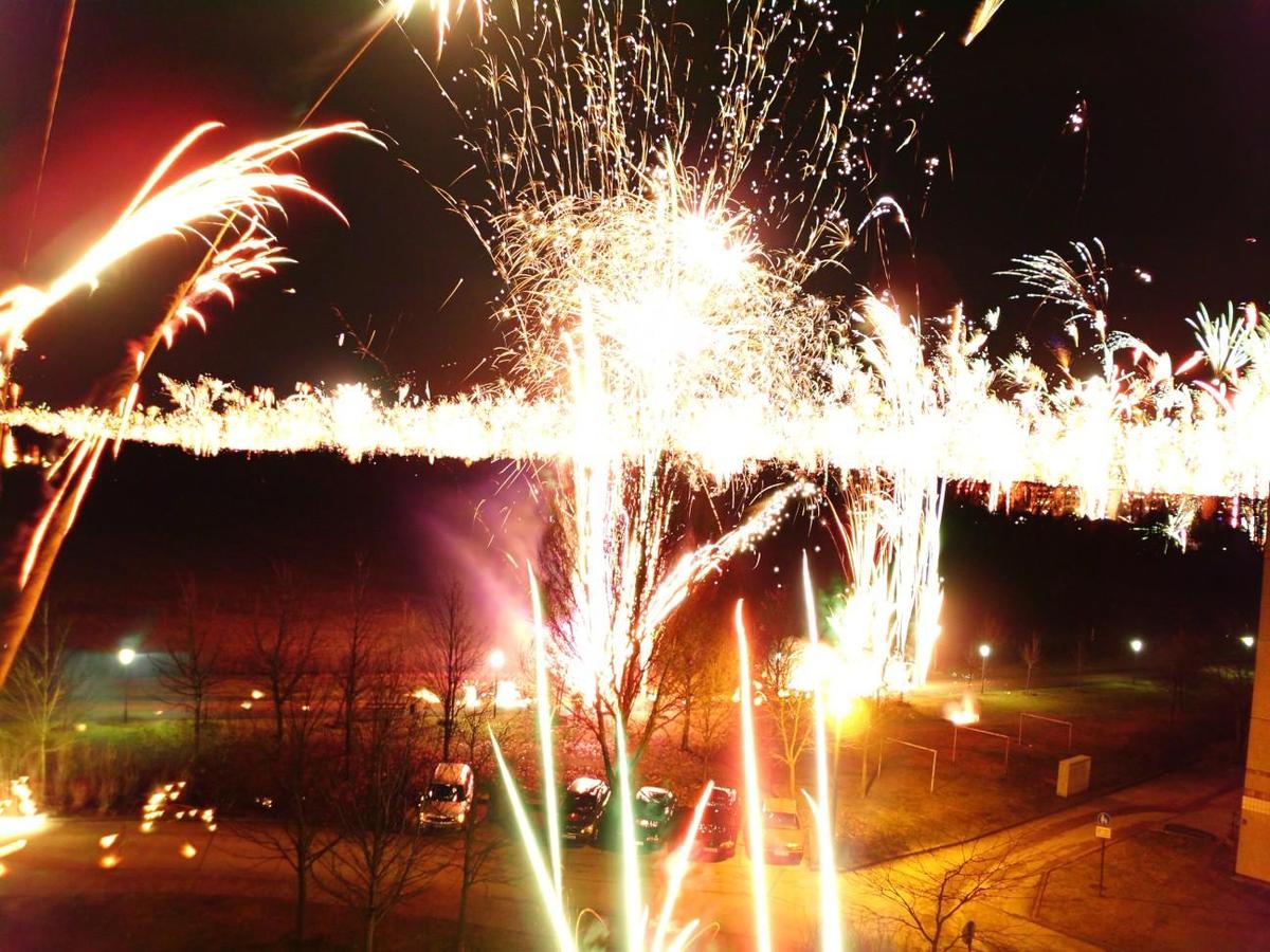 ba88c4 41 Minuten Feuerwerk-k