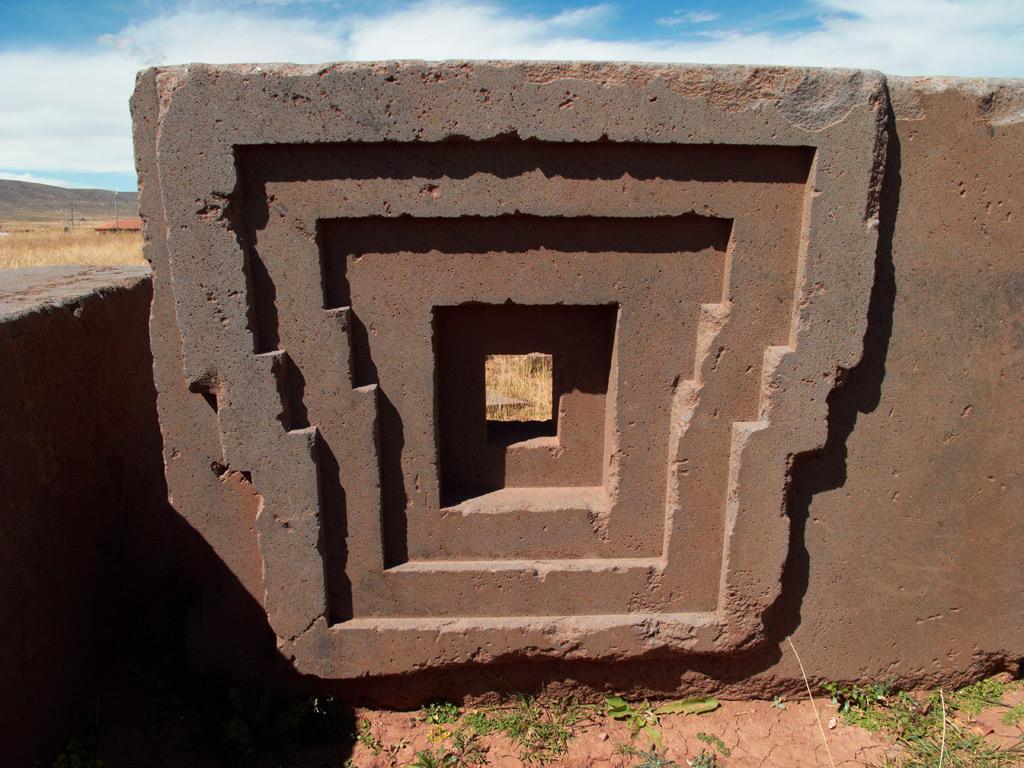 Puma-Punku-doorway-16