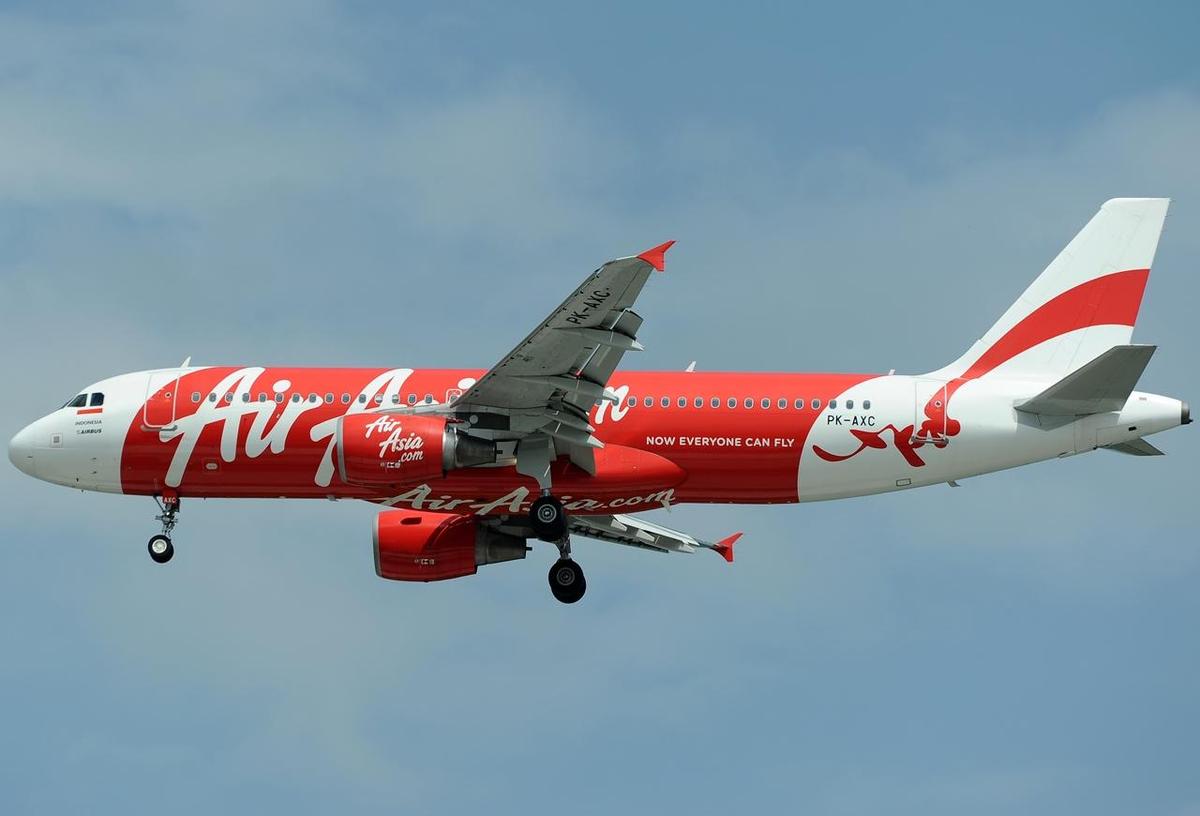 Airbus A320-2162C Indonesia AirAsia JP70