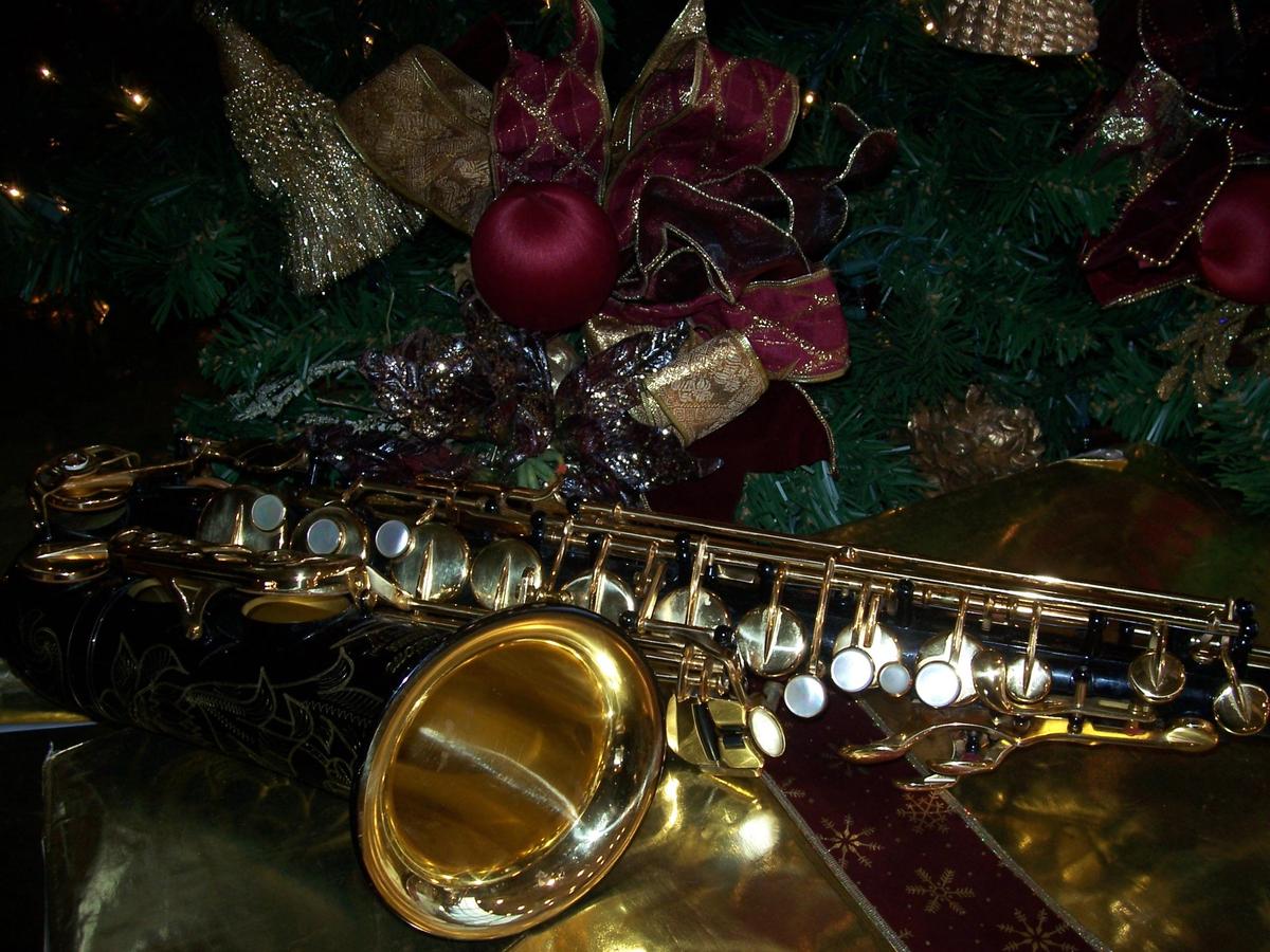Christmas-alto-sax