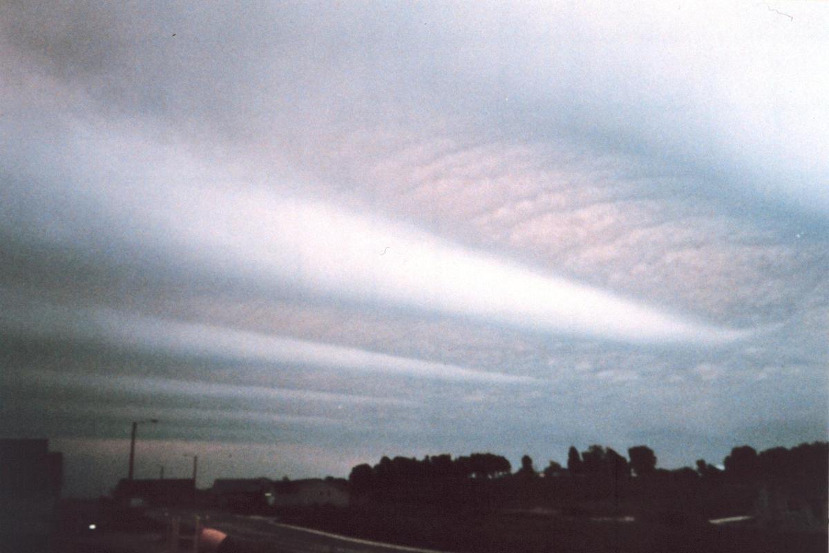 Wave clouds