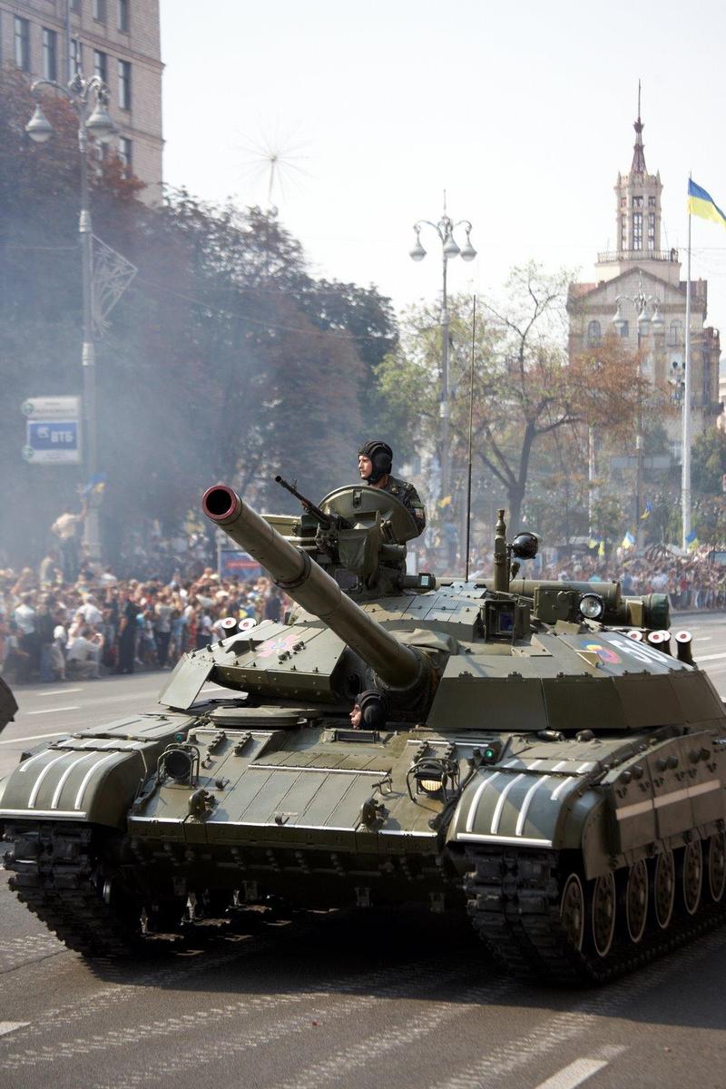 T-64 tanks of the Ukrainian Army