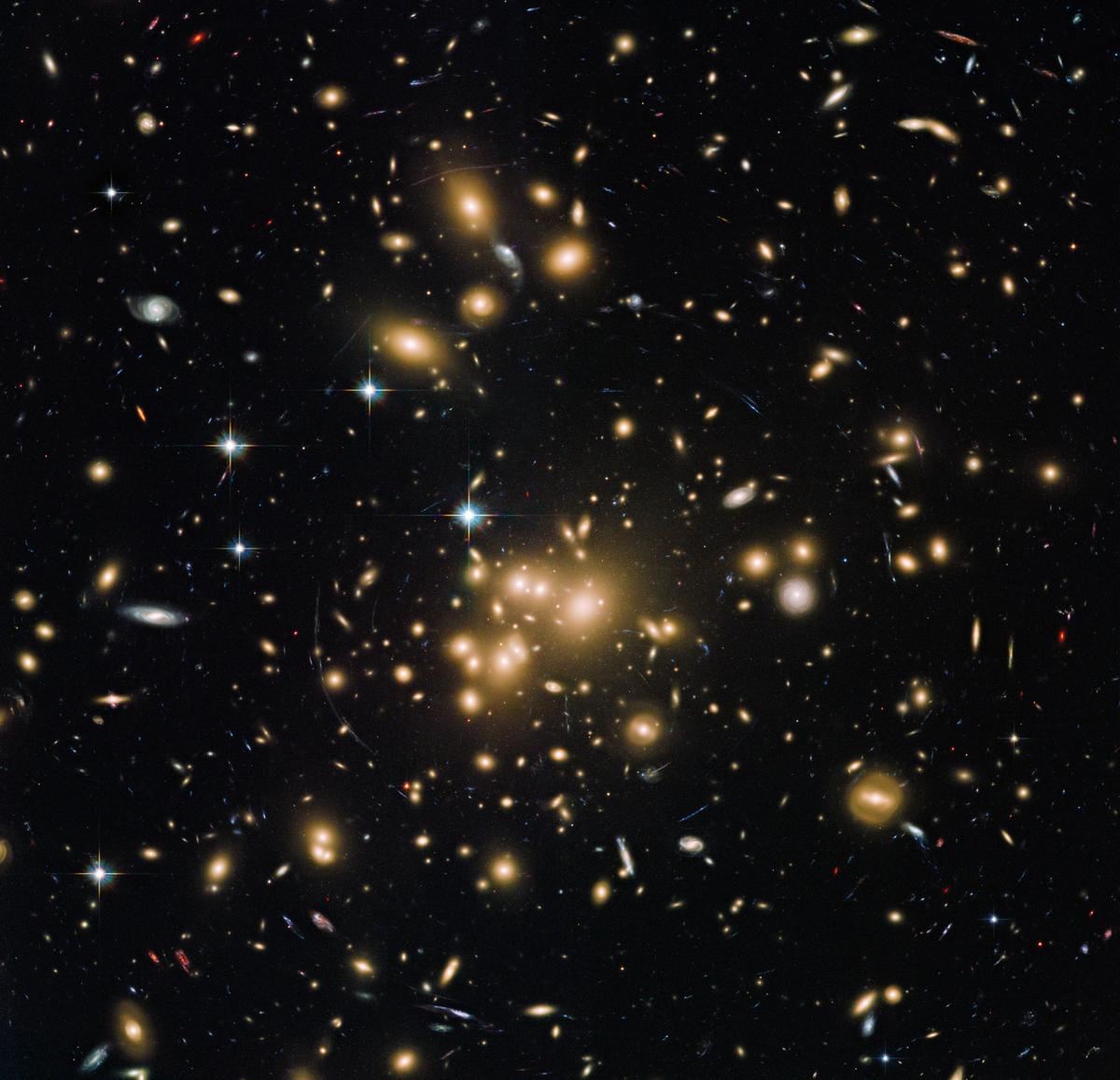 New Hubble view of galaxy cluster Abell