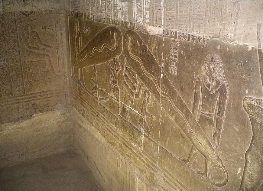 003-Dendera-relief-m-2-gluebirnen-in-eck