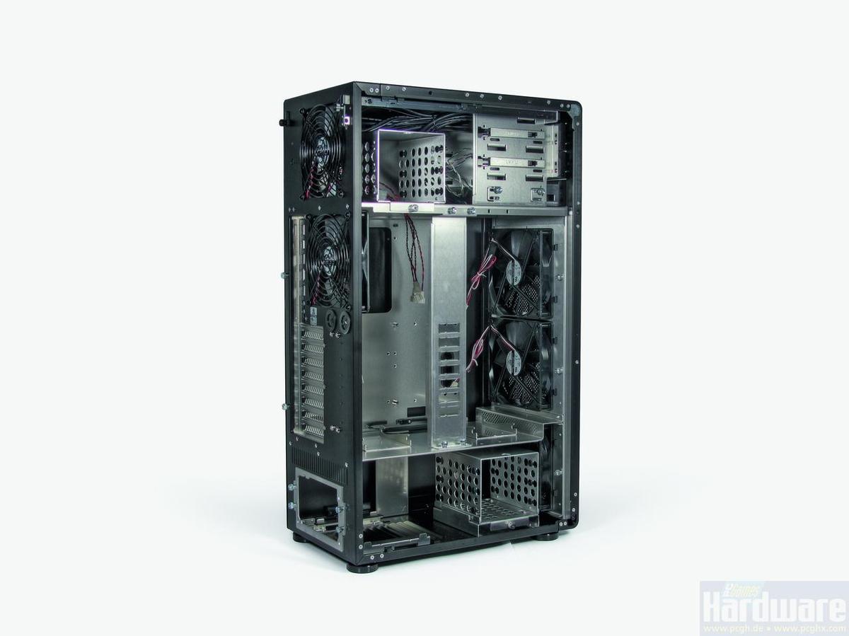 Lian Li PC X1000 004