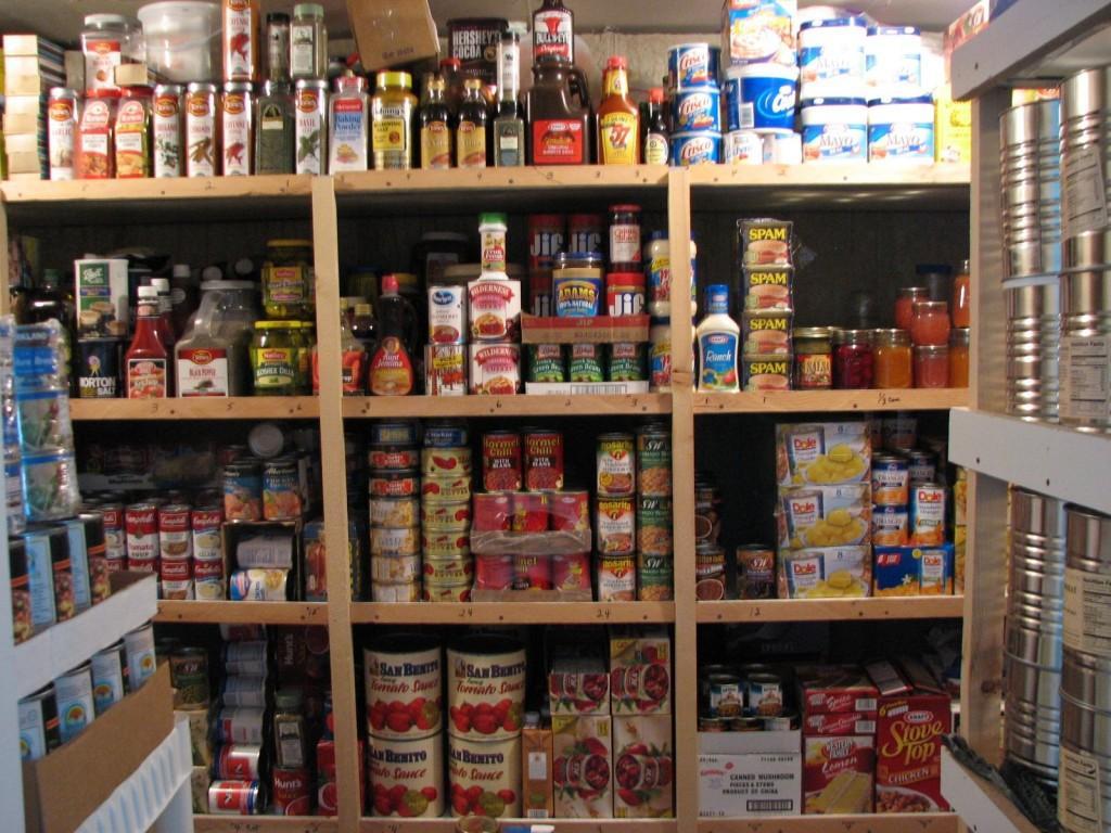 tf21090 food-storage-shelves-1024x768