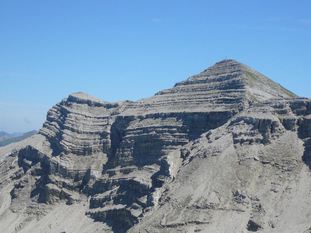 e278e3 Pyramidenfoermige-Soiernspitze-23