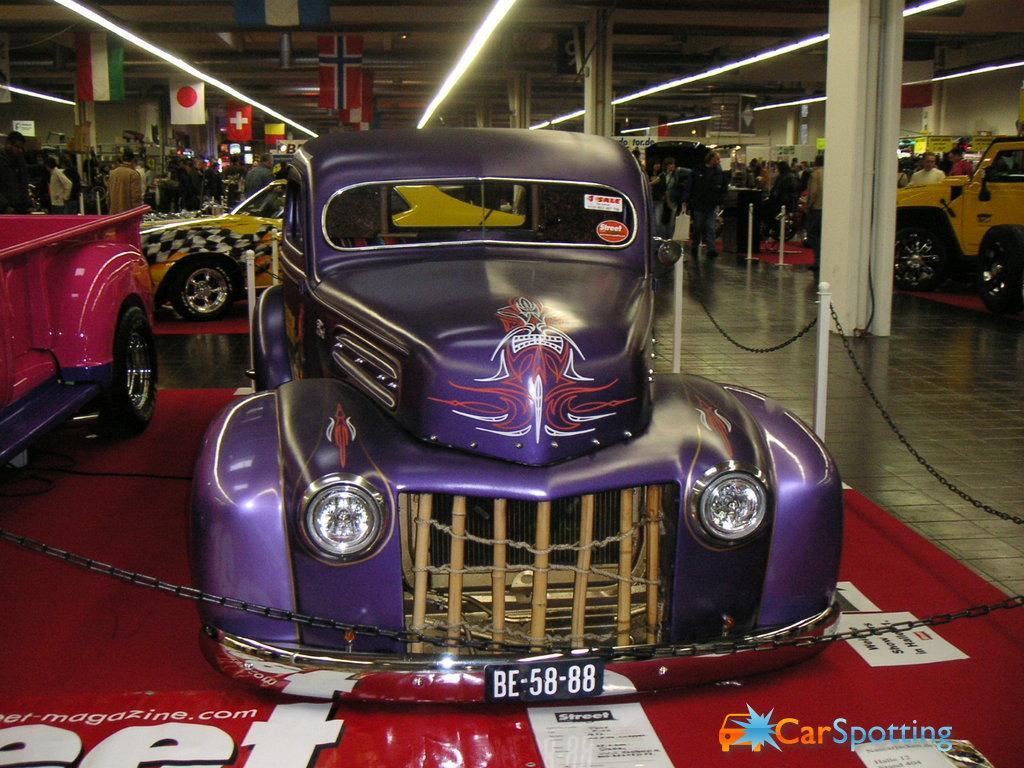 Andere-Sonstige-Hot-Rod-mit-Bambus-K-hle