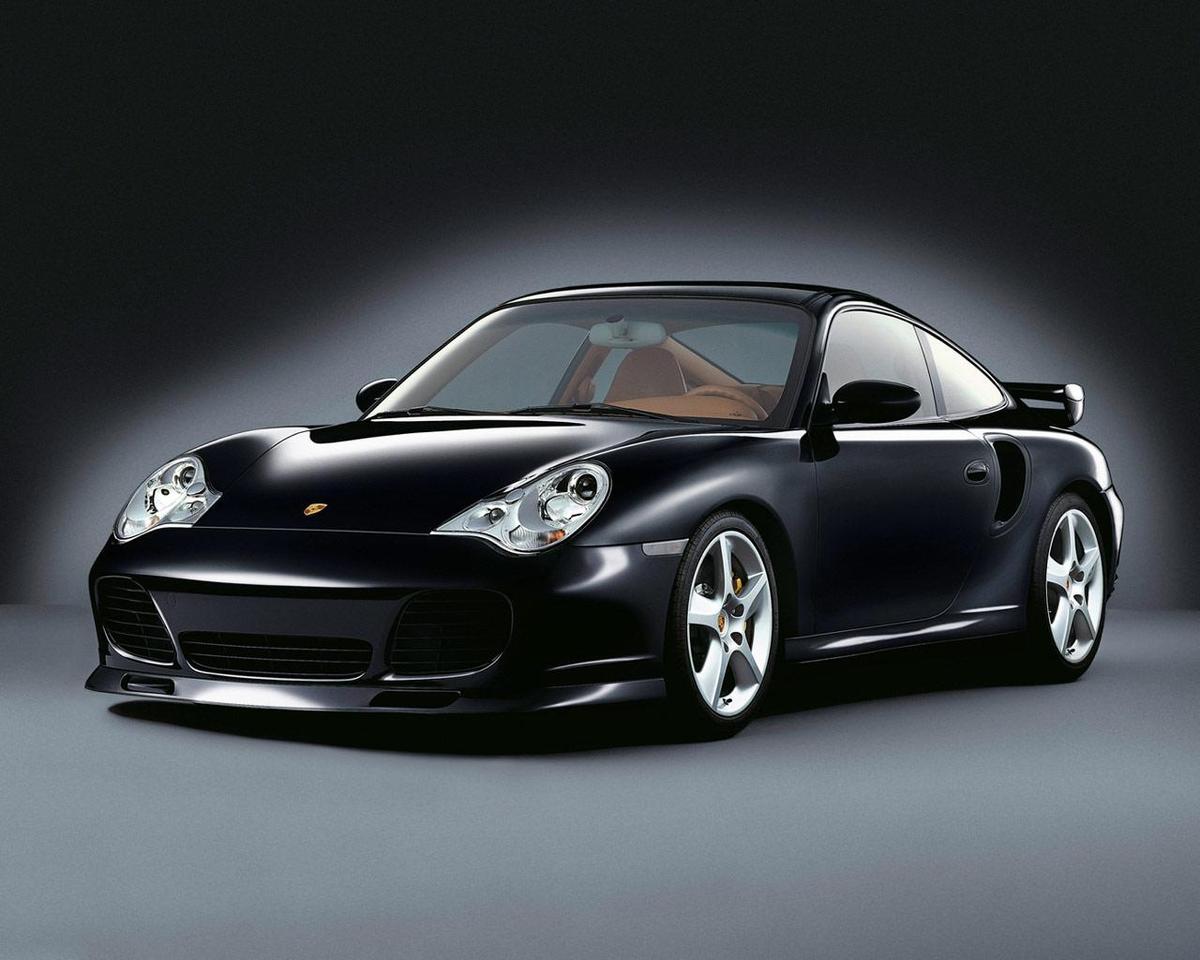 porsche-911-still-wallpaper-1