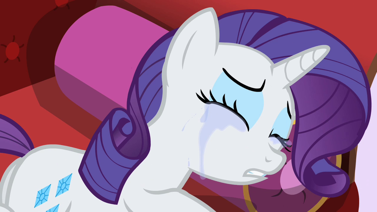 Rarity lay down crying S2E3