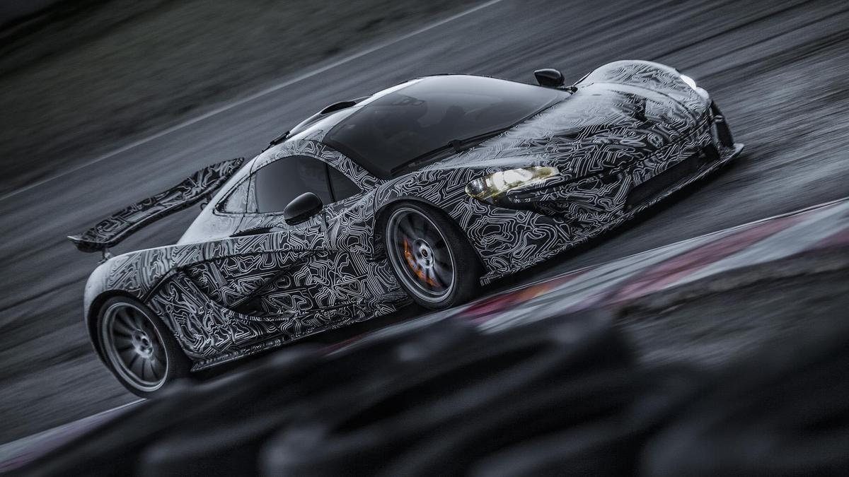 e66658 2012 McLaren P1 camouflage 3