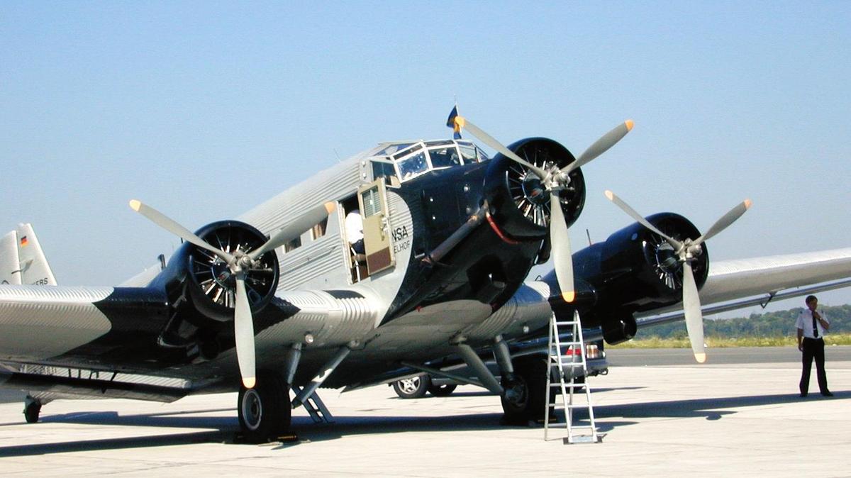 Ju52 D-AQUI front belly