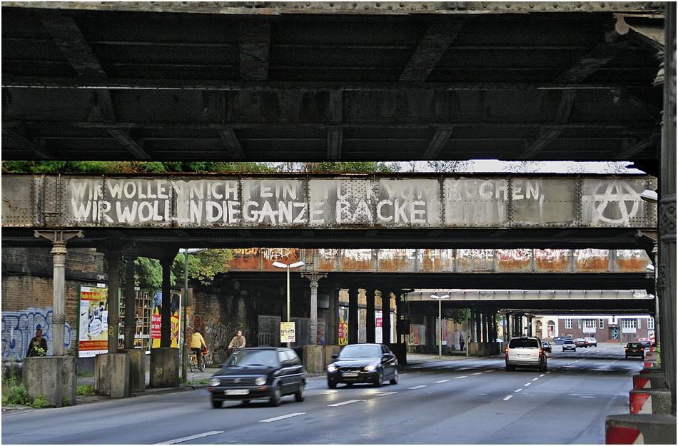 wir-wollen-die-ganze-Baeckerei-a26361774