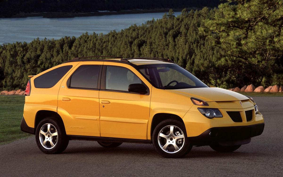 2001-pontiac-aztek-front-three-quarter