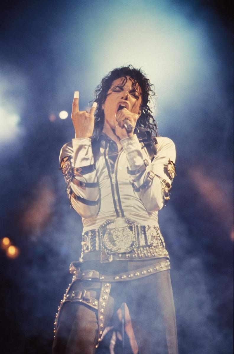 The-Bad-tour-the-bad-era-21892066-900-13