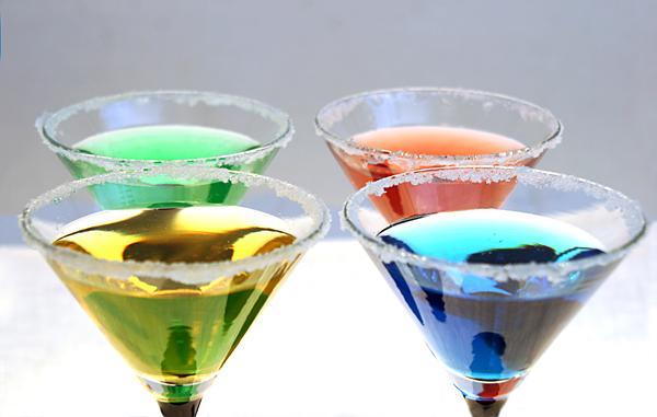 Bunte-Cocktails-a22488301