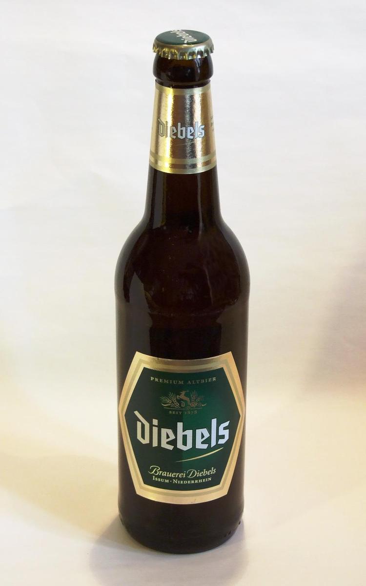 Flasche Diebels Alt