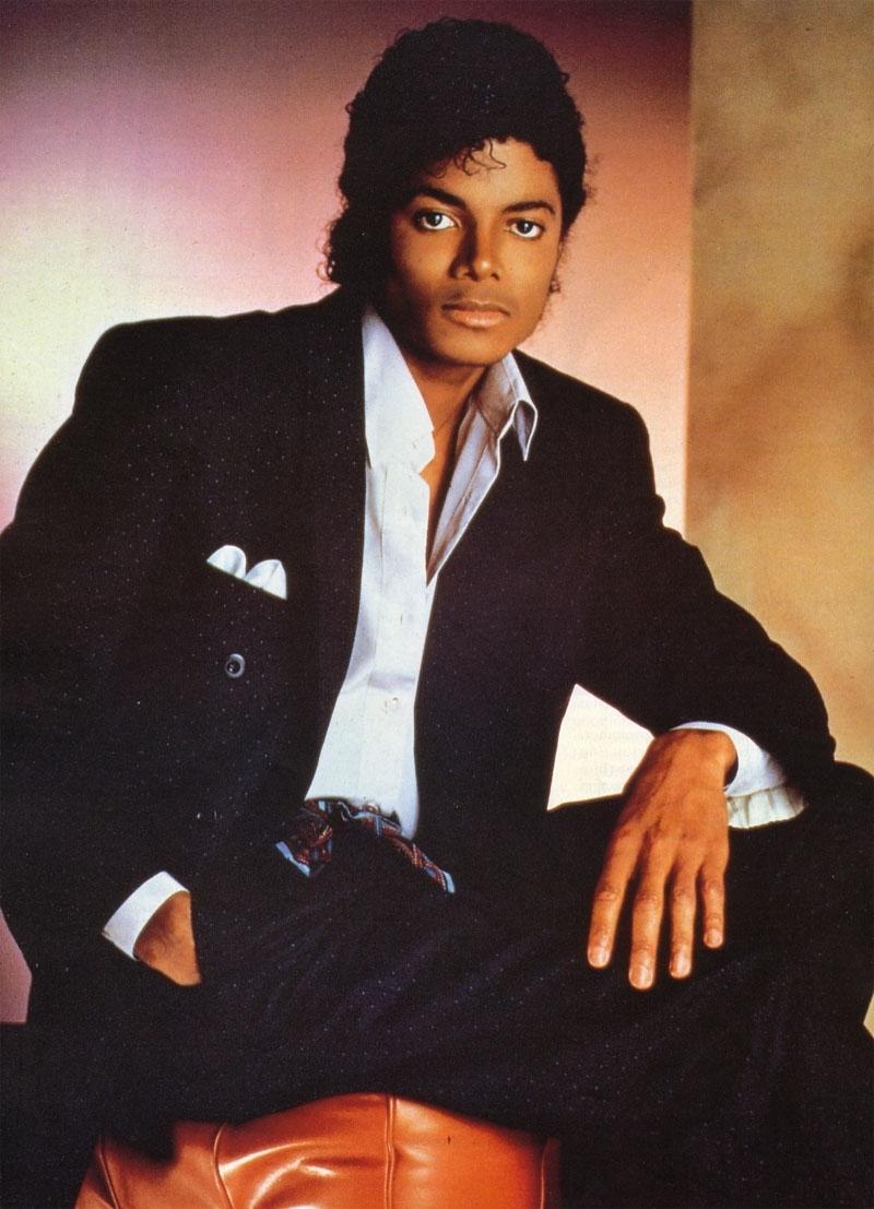 MJ-Photoshoots-the-thriller-era-8045136-