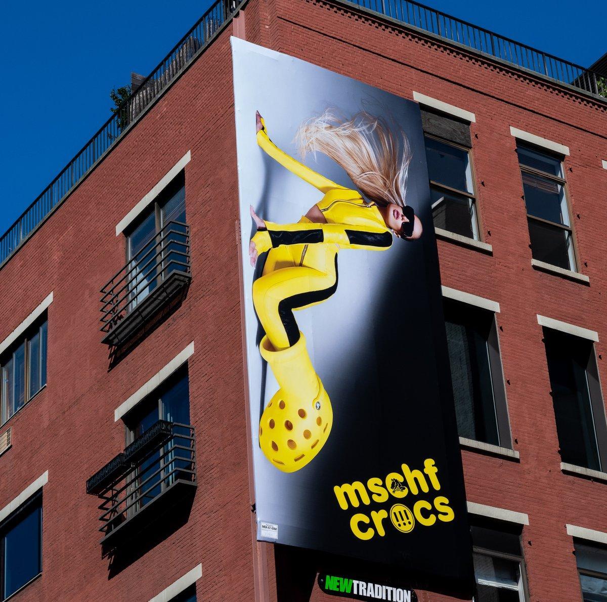 Pris crocs ad billboard - Copy