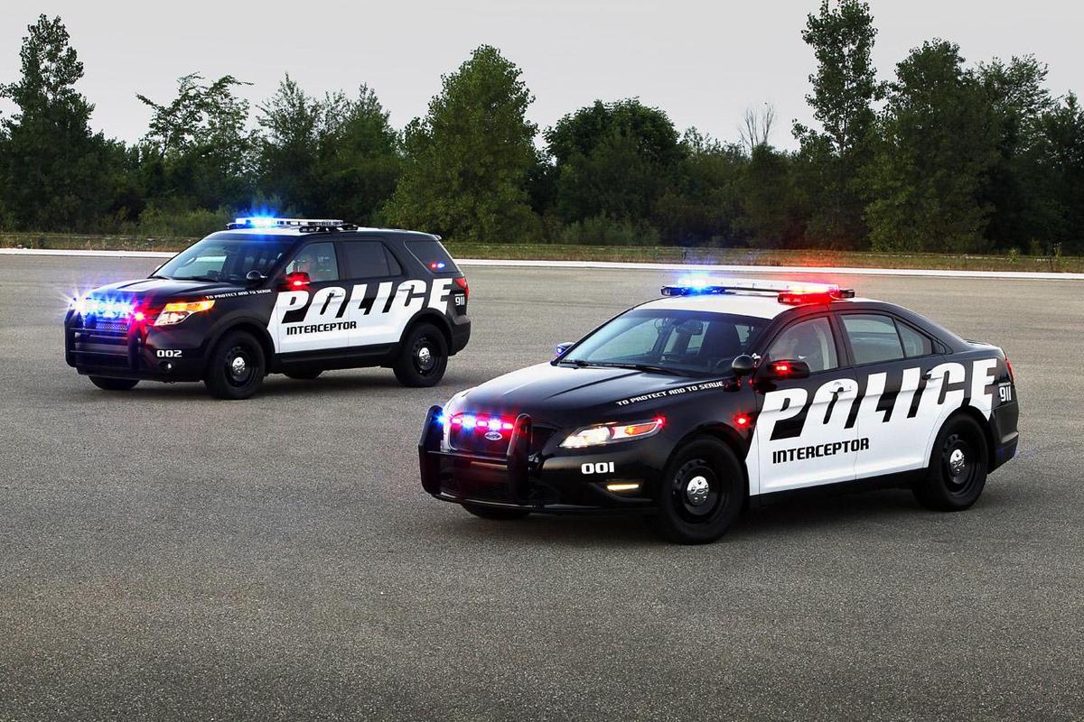 Ford-Explorer-Taurus-Police-Interceptor