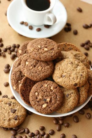 plate-coffee-cookies-300