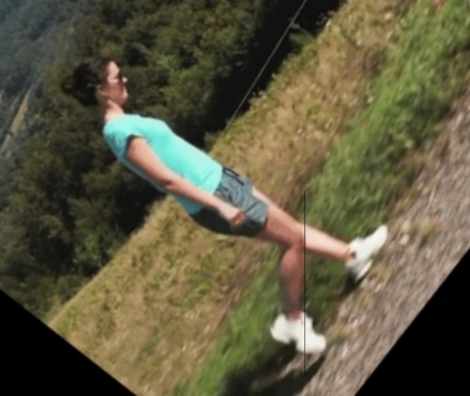walk01-giphy frame 0029