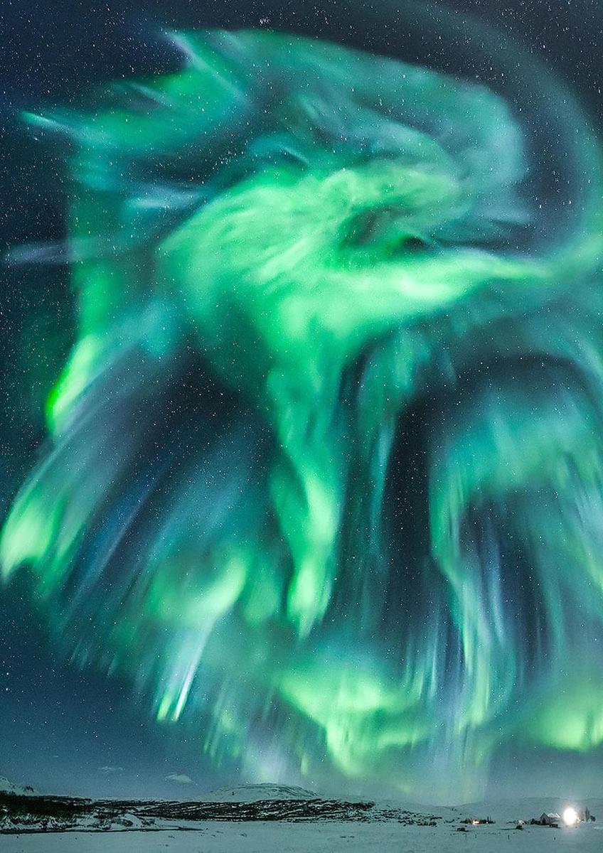 3634ef818b884ea1 To-The-Flying-Aurora-By-Zhijun-Yan