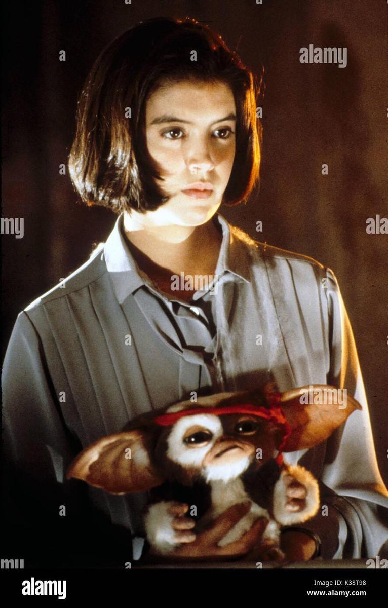 gremlins-2-die-neue-charge-phoebe-cates-
