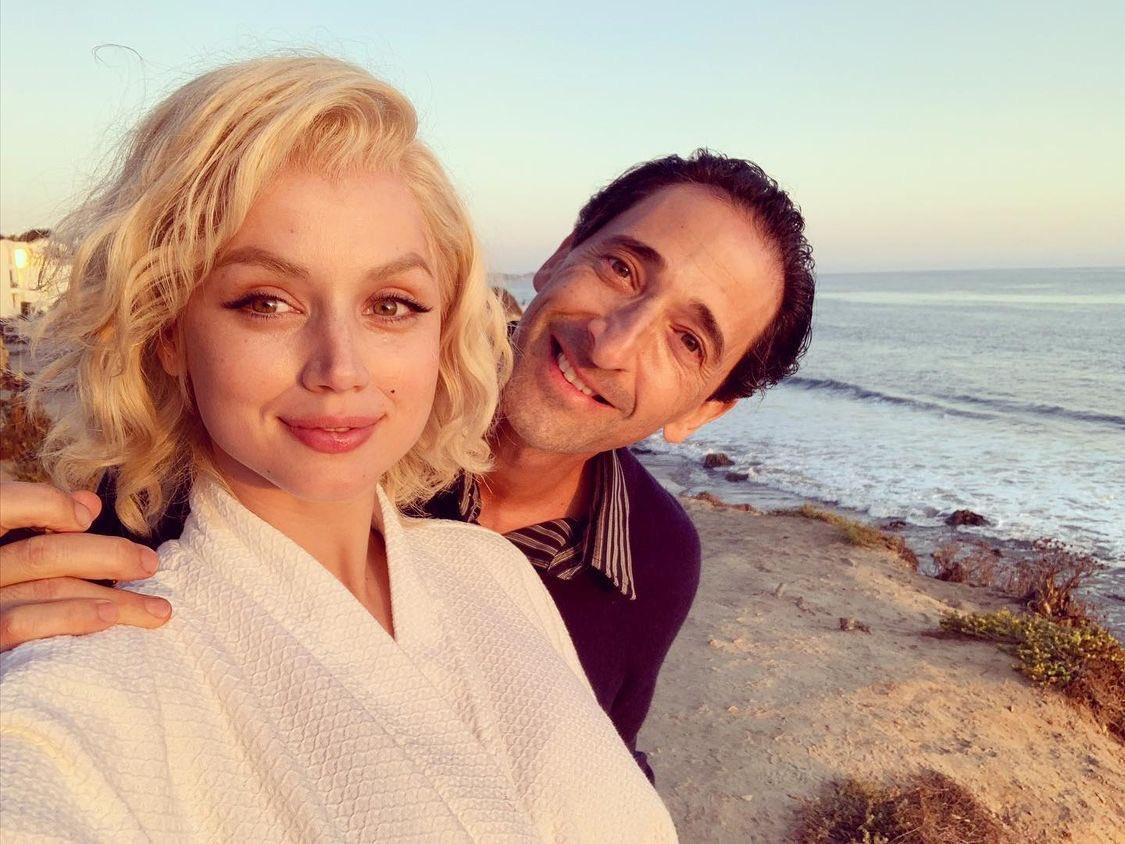 bts ana de  armas 2 - Copy