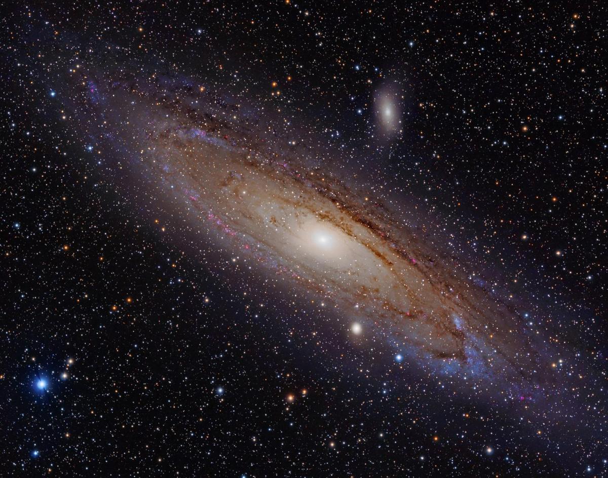 Andromeda Galaxy with h-alpha rotated2