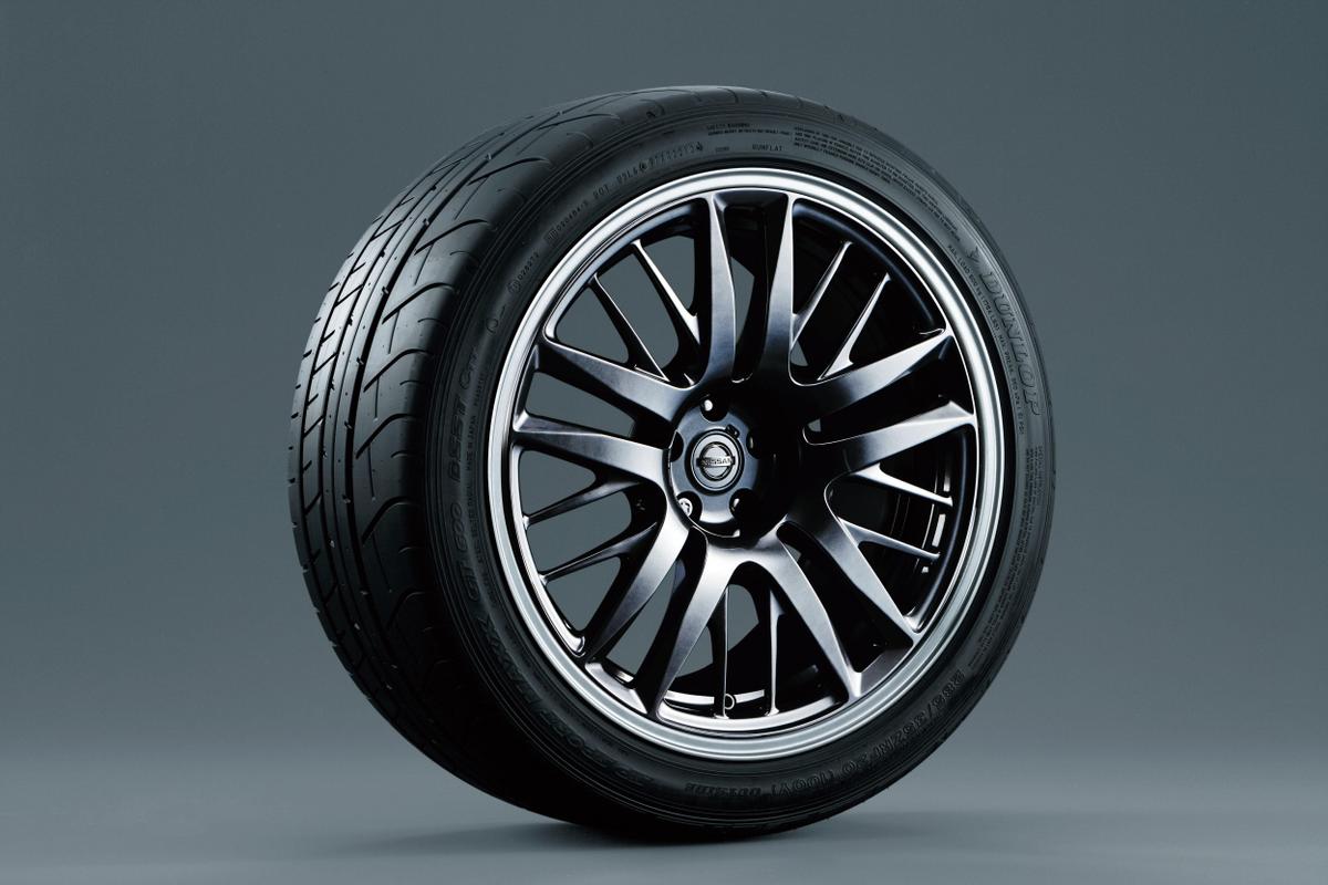 2014 Nissan GT-R NISMO rim 1