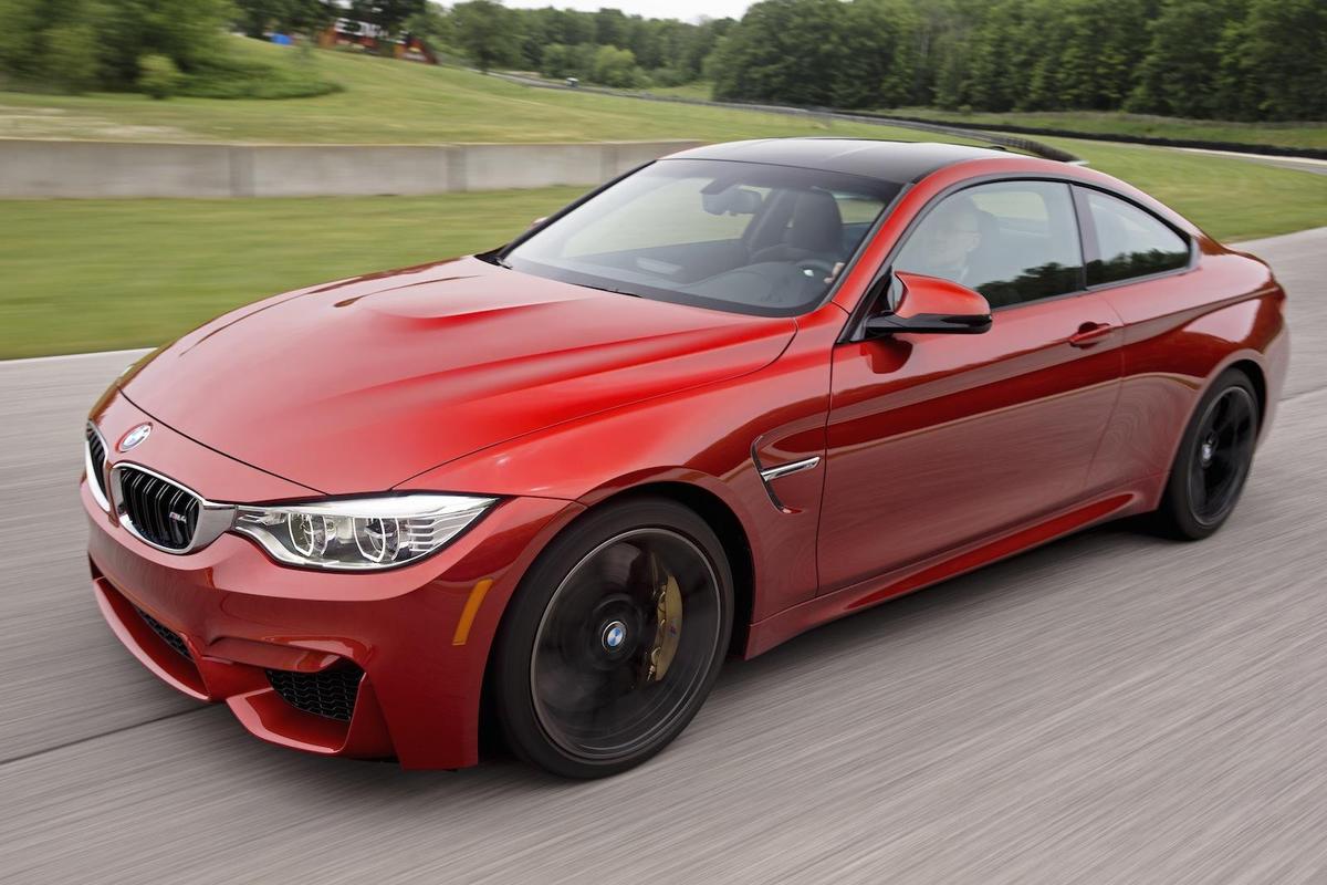 2014 BMW F82 M4 sakhir orange