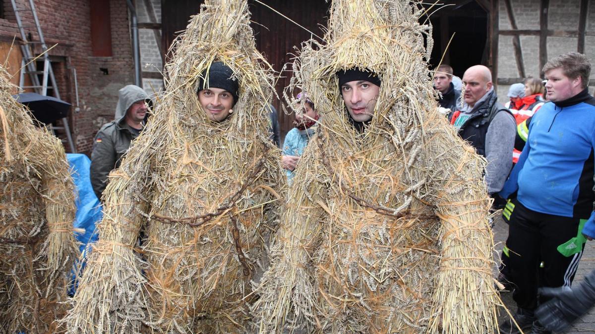 die-buelent-ceylan-show-strohbaeren-buel