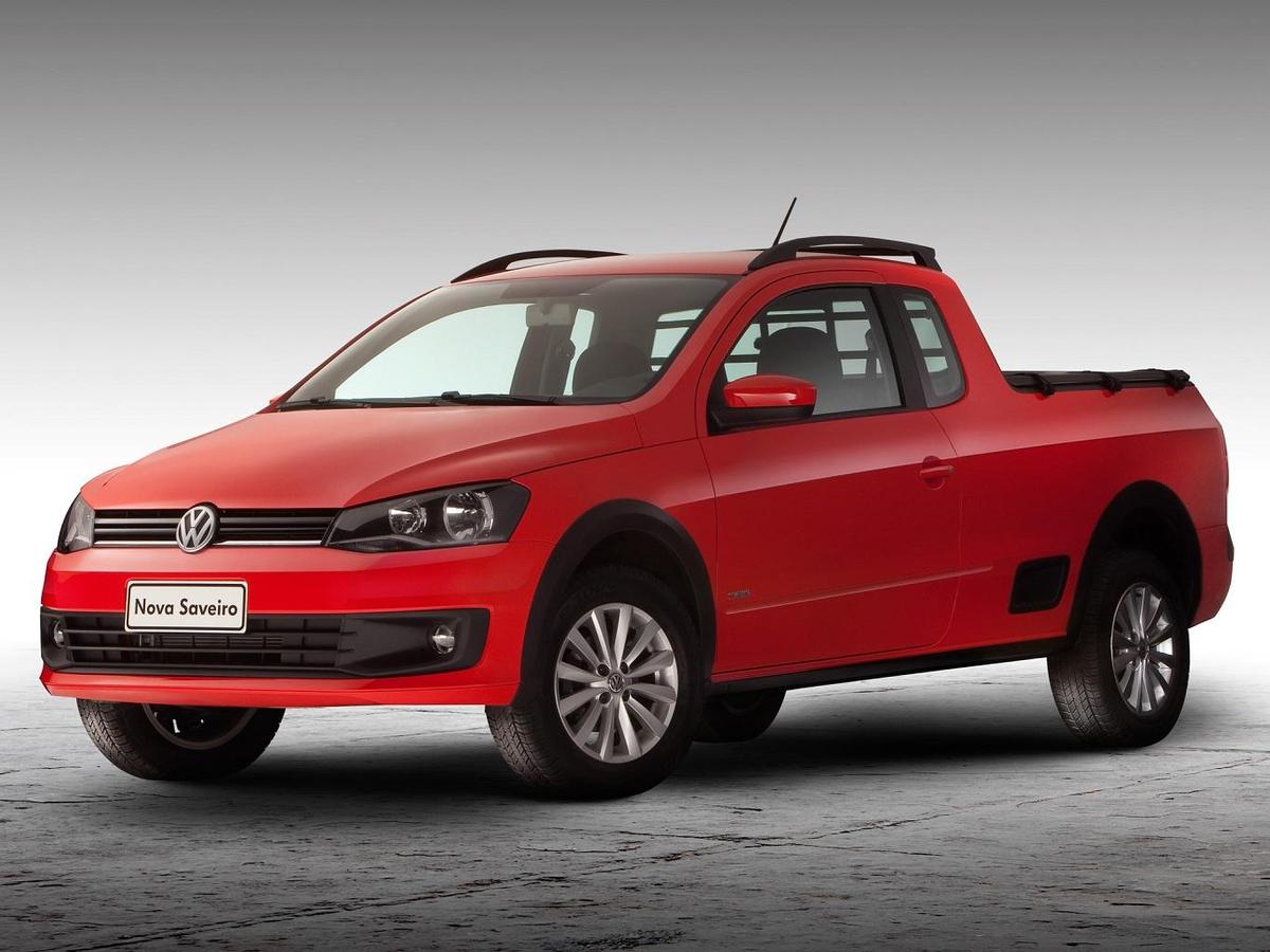 2014VolkswagenSaveiroTrendCE1