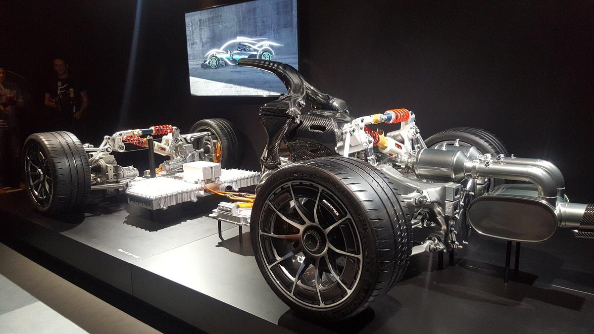 MB AMG Hypercar-drivetrainpowertrain lay