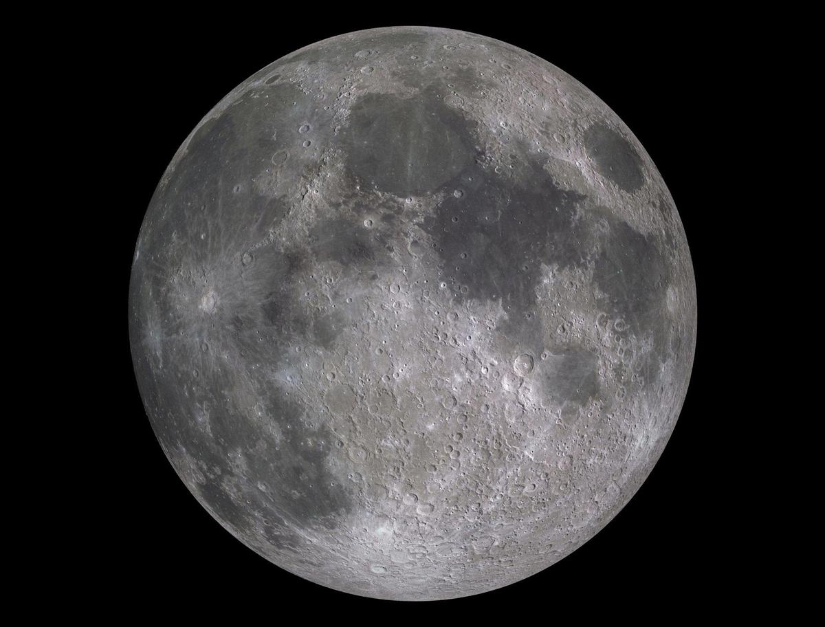 Mond4K-k