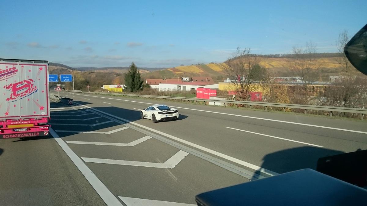 tmp 28496-DSC 0112412345849