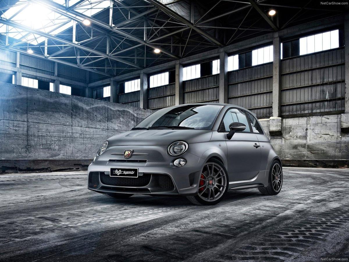 2014 Fiat 695 Abarth Biposto 1